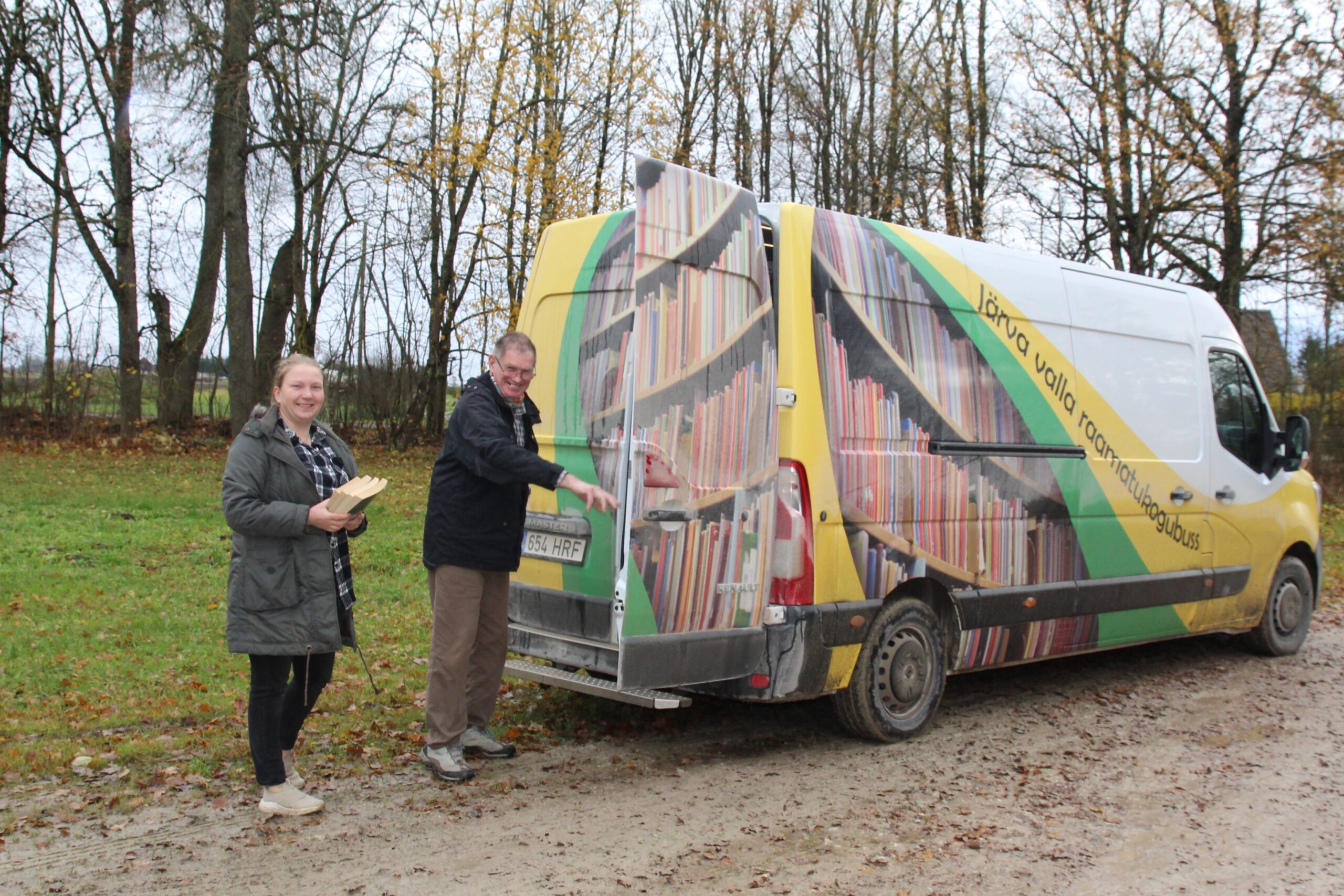 JVL, nov I Merle ja raamatud (1)