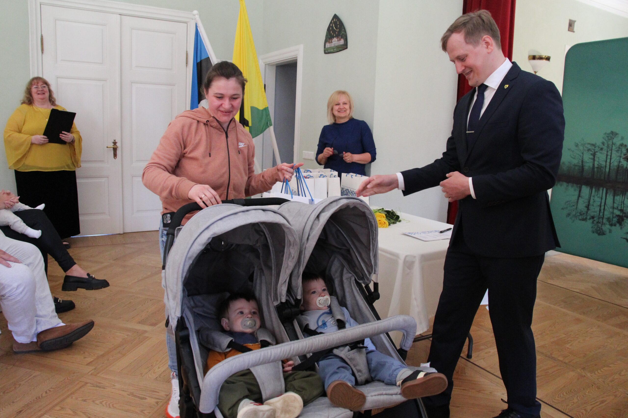 2026.05.16 Beebide tervituspidu Koigi mõisas (23)